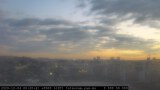 展望カメラtotsucam映像: 戸塚駅周辺から東戸塚方面を望む 2020-12-04(金) dawn